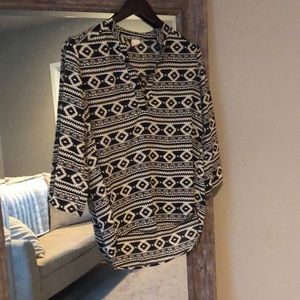 Black & White Printed Long Sleeve